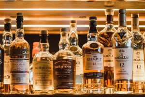 Non solo fine wine, anche i whisky di pregio diventano asset da investimento alternativo Non solo fine wine, anche i whisky di pregio diventano asset da investimento alternativo