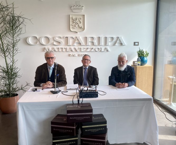 L’enologo Mattia Vezzola festeggia 50 anni di bollicine