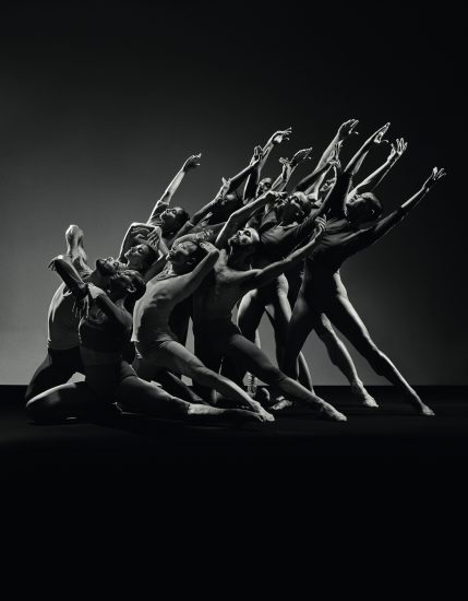 Scatti della campagna Dom Pérignon X Lady Gaga