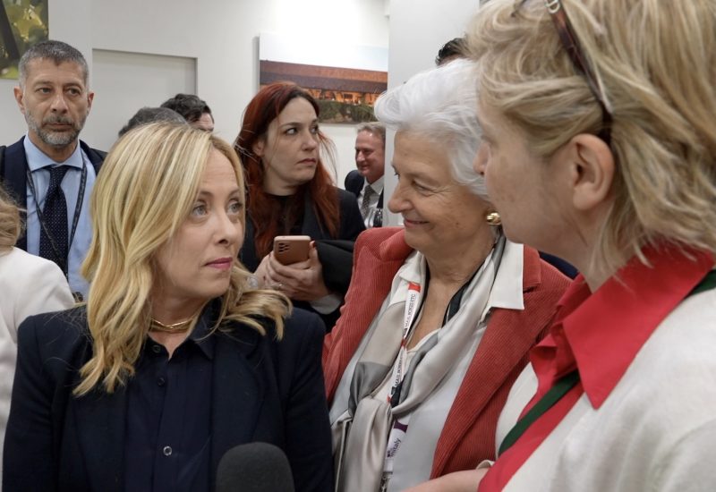 La presidente del Consiglio, Giorgia Meloni, con Chiara Lungarotti