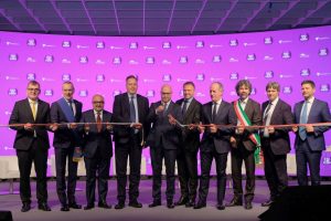 Il vino, elemento dell’identità italiana, tra economia, arte e cultura, a “Vinitaly 2023”