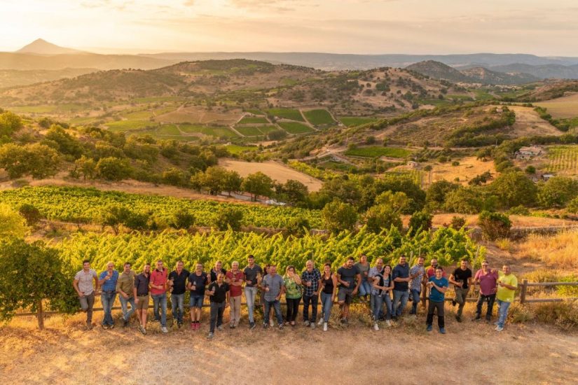 I Viticoltori Mamojà si raccontano a “Mamojada Vives” 