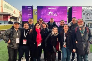 “Vinitaly 2023” by WineNews: un caleidoscopio di volti, eventi e degustazioni ... in 90 secondi