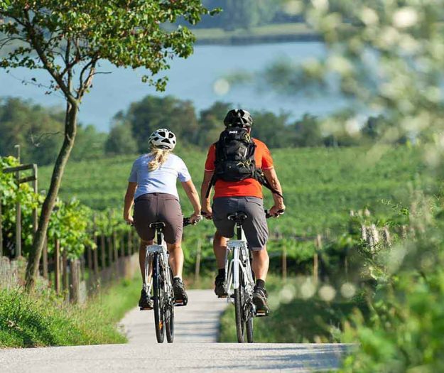 C&rsquo;&egrave; anche la Toscana tra i 9 migliori territori del vino al mondo per il cicloturismo