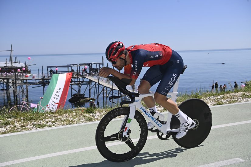 Dalla Costa dei Trabocchi è partito il Giro d’Italia (Foto Fabio Ferrari / LaPresse)