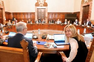 Il Governo interviene su lavoro e reddito di cittadinanza. Le attese di agricoltura e ristorazione