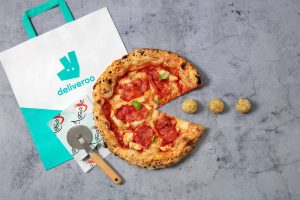 Anni Ottanta e quella cucina rimasta nel cuore agli italiani: da penne alla vodka all&rsquo;insalata russa