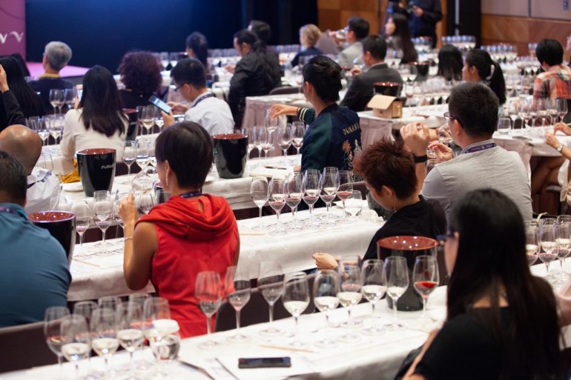 Asia: vino in altalena. Ma tornano le fiere (ph: Vinexposium)