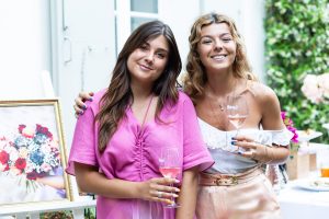 La Legge Evin colpisce ancora: l&rsquo;influencer Anna RvR nel mirino di &ldquo;Addictions France&rdquo;