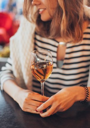 Vino, non valgono le semplificazioni: &ldquo;necessario distinguere tra abuso e consumo moderato&rdquo;