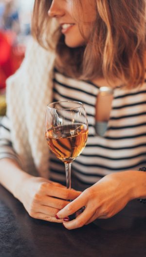 Vino, non valgono le semplificazioni: &ldquo;necessario distinguere tra abuso e consumo moderato&rdquo;