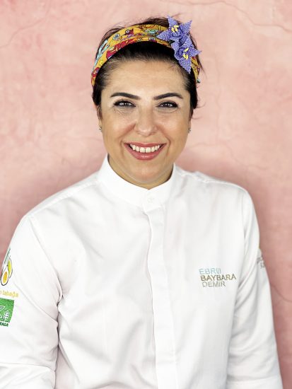 La chef turca Ebru Baybara nelle foto di Tansel Baybara