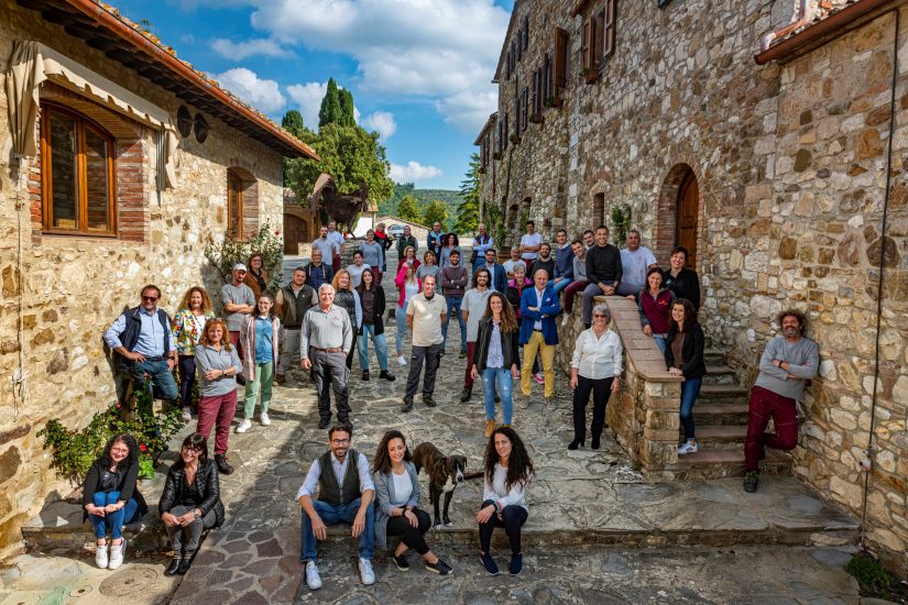 La famiglia Zingarelli e lo staff di Rocca delle Macìè