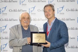 Ad Attilio Scienza, tra i massimi esperti di vino al mondo, il “Premio Khail 2023”