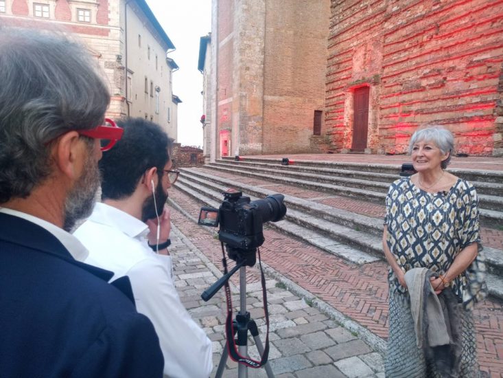Sara Simeoni a Montepulciano, intervistata da WineNews