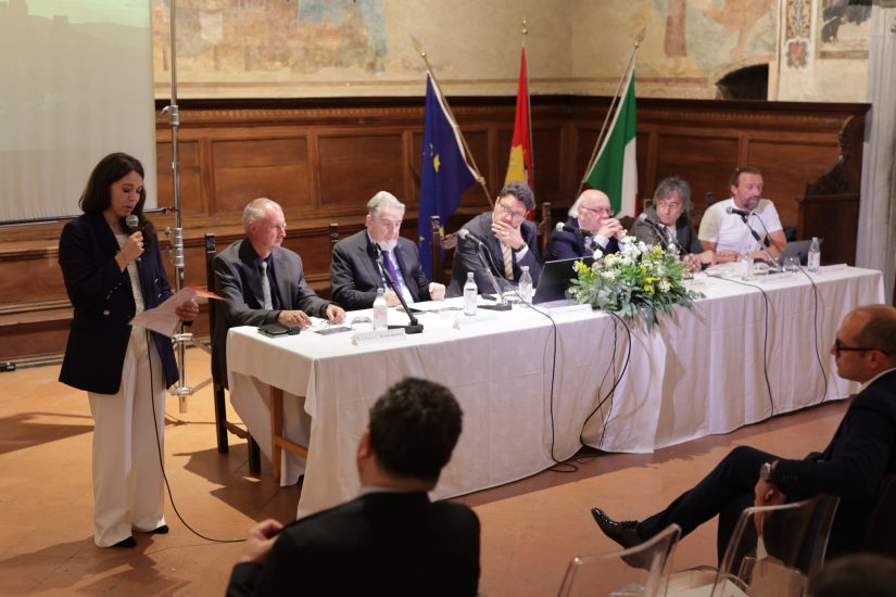 binary commVernaccia di San Gimignano, la “Regina Ribelle” in “festa”ent