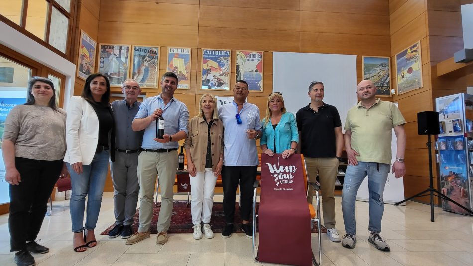La presentazione del “Wein Tour Cattolica“ 2023