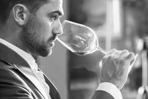 Fine wine, se anche il calo degli indici nel 2023 è un segnale positivo