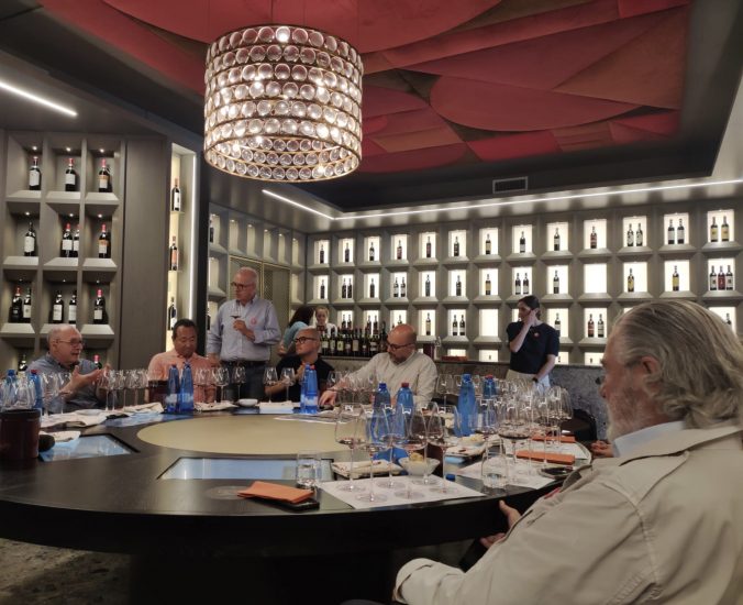 La degustazione di Red Montalcino nel Tempio del Brunello