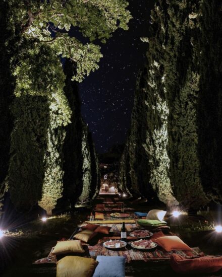 Pic-nic tra i cipressi con il Brunello a Villa Le Prata a Montalcino 