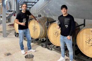 Appesi gli scarpini al chiodo David Silva veste i panni del vignaiolo nella “sua” Gran Canaria