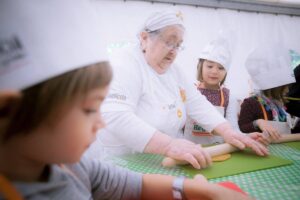 Piccoli e grandi chef insieme a &ldquo;Cuochi per un giorno&rdquo; a Modena, il festival di cucina per bambini