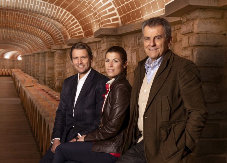 Ferruccio Ferragamo con i figli Salvatore e Vittoria