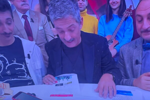 Fiorello e la news WineNews sul “Miglior Sommelier d’Italia” 2023 a “Viva Rai2” Fiorello e la news WineNews sul “Miglior Sommelier d’Italia” 2023 a “Viva Rai2”