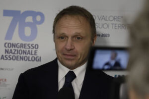 “Vino low e no alcol? Non possiamo proibire ciò che l’Europa autorizza, ma per me non è vino”