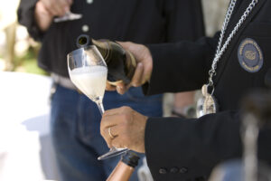 Degustare i migliori vini italiani tra le bellezze di Genova, guidati dai sommelier Ais