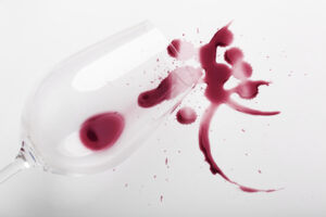 Red wines are suffering and Tuscany confirms it: bottlings at -8% in October 2023 (Avito data)