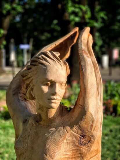 “Terra d’Arte”, progetto di Col Vetoraz tra l’arte di Arya e il celebre Mont del Cartizze