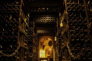 Spariti vini per 1,5 milioni di euro da La Tour d’Argent a Parigi, il “ristorante di Ratatouille”