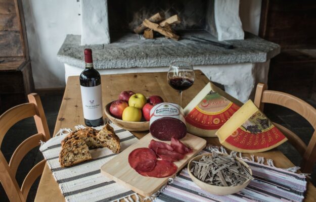 ASTRARICERCHE, CONSORZIO BRESAOLA VALTELLINA, CONSORZIO DEL VALTELLINA CASERA E DEL BITTO, ENOGASTRONOMIA, FORMAGGI, ITALIANI, MILANO CORTINA 2026, MONTAGNA, SPORT, VALTELLINA, Non Solo Vino