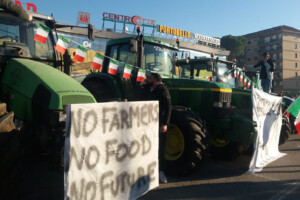 Dopo Francia e Germania la protesta degli agricoltori entra, con i trattori, anche in Italia