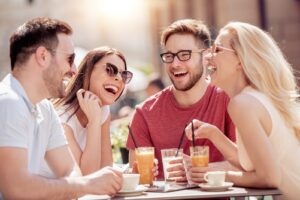 Non si ferma al Dry January la propensione degli italiani a moderare il consumo di alcolici 