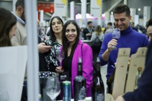 Assaggiando i vini buoni, puliti e giusti di tutto il mondo alla “Slow Wine Fair” a Bologna