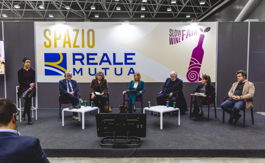 “Slow Wine Fair” 2024: la rivoluzione dell’agricoltura parte dal vino