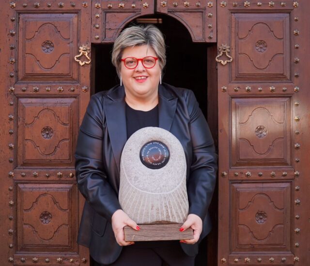 Alla cantina Braida nelle Langhe si ammira la collezione di arte permanente “Anna Bologna”