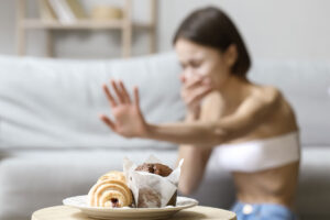 Bulimia, anoressia e binge eating: 3 milioni di casi in Italia (anche under 12), +40% in tre anni