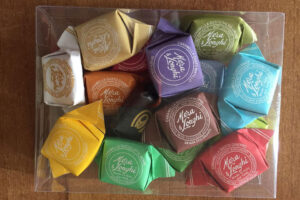 Mera e Longhi, Caramelle Quadre