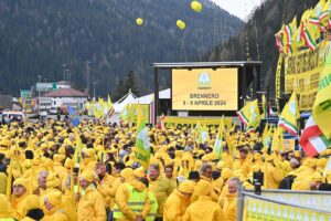 Al Brennero 10.000 agricoltori a difesa del cibo italiano. Raccolta firme per l’origine in etichetta