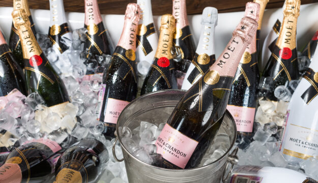 Buoni segnali per il vino di alta gamma: torna a crescere la divisione &ldquo;Champagne & Wines&rdquo; di Lvmh