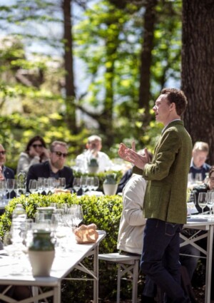 Il vino naturale sposa la cucina &ldquo;sostenibile&rdquo;, abbraccia il wellness e si racconta ai wine lovers