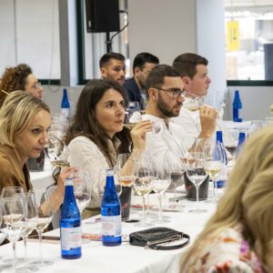 Le potenzialità e le contraddizioni dei vini dealcolati: una questione di gusto, qualità e mercato