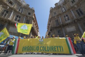 &ldquo;La Sicilia assetata non pu&ograve; pi&ugrave; aspettare&rdquo;: siccit&agrave;, monta la protesta degli agricoltori