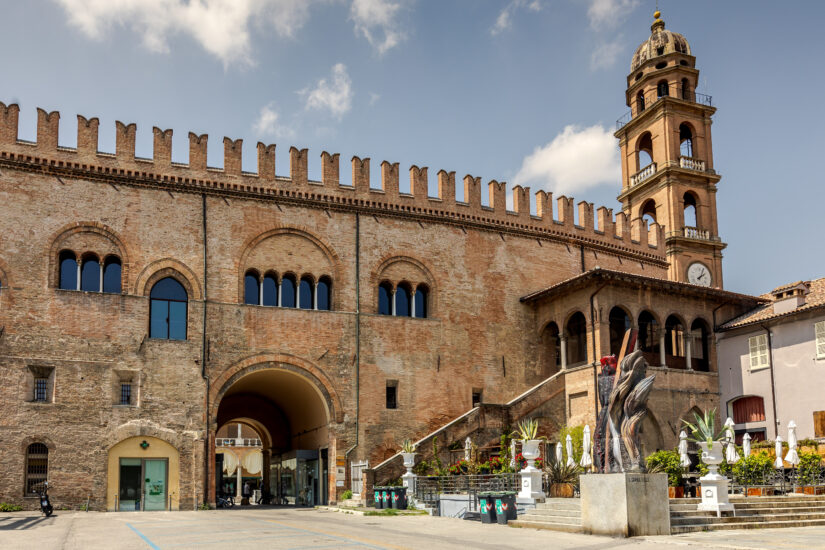 Consorzio Vini di Romagna - Piazza di Faenza