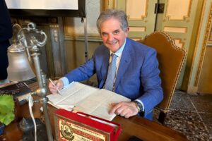 Geniale inventore, pioniere della sostenibilità: gli inediti di Martinotti, il padre dello spumante