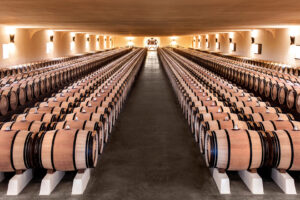 Da segnale a trend: continua il ribasso dei prezzi di vini di Bordeaux: Mouton Rothschild a -37,2%