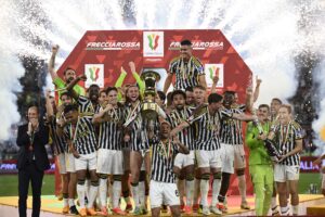 La Juventus torna a vincere, con la Coppa Italia, ma il brindisi è sempre quello firmato Ferrari